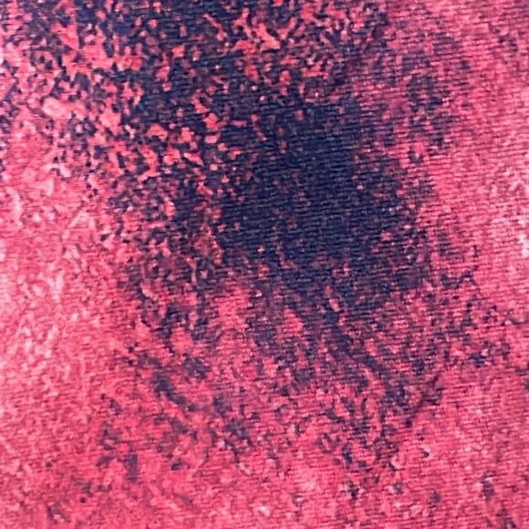 Sakurafina v-neck cosmic print tank in blue & pink size 1X - Picture 4 of 11